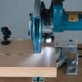 Makita LS0815FLN - Işıklı Lazerli Gönye Kesme Makinesi