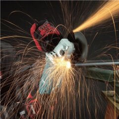 Makita GA5010 - Avuç Taşlama - Yüksek Performanslı ve Ergonomik