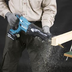 Makita DJR186RFE - 18v Kılıç Testere Djr186rfe - Güçlü ve Verimli
