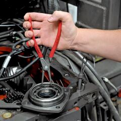 Knipex 48 11 J3 - Ağır Hizmet İç Segman Pensi 225 Mm - Dayanıklı ve Hassas