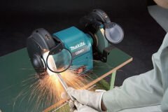 Makita GB801 - Zımpara Tezgahı - Yüksek Performanslı Taşlama Makinesi