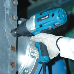 Makita TW0200 - Somun Sıkma Makinesi - Güçlü ve Kompakt