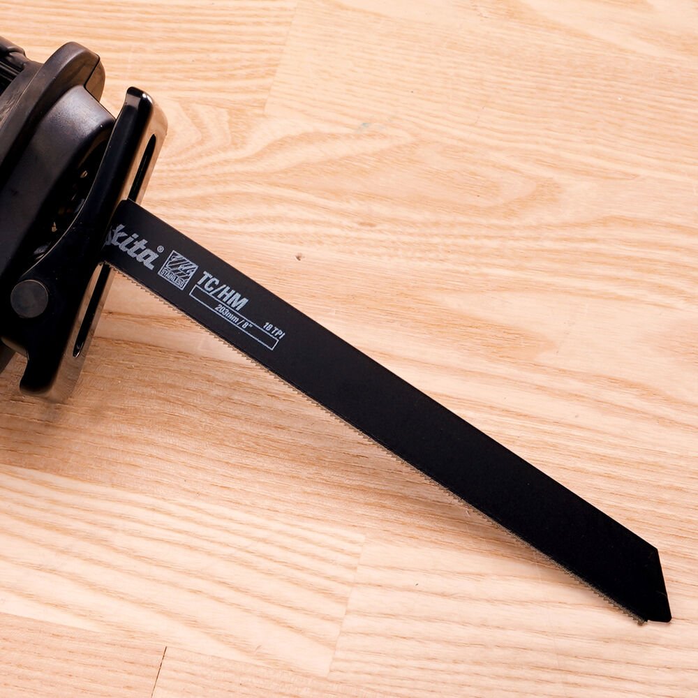 Makita B-51312 - Kılıç Testere Bıçağı 200 Mm – Dayanıklı ve Keskin