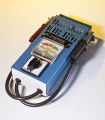 SOYBERG ARAÇ AKÜ TEST CİHAZI - 123 - RENDE TİPİ ŞALTERLİ ANALOG GÖSTERGE