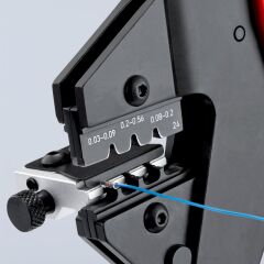 Çenesi̇z Sikma Pensesi̇ 200 Mm