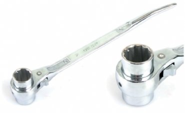 Kromajlı Kazıklı Lokma Cırcır Anahtar  21X22mm