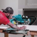 Makita DLS111ZU - Gönye Kesme Makinesi 2x18v ile Hassas Kesim