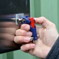 Knipex 00 11 06 V04 Üniversal Vana Anahtarı ''JointKey Quadro'' (Yaygın Kapama Sistemleri İçin)