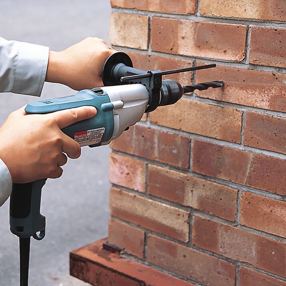 Makita HP2051 - Darbeli Matkap - Güçlü ve Pratik