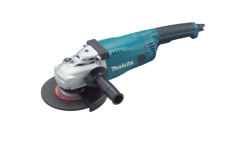 Makita GA7020 - Büyük Taşlama - Yüksek Performanslı Kesim Aracı