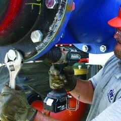 Makita DTW450RFE - Darbeli Somun Sıkma 18v Dtw450rfe - Yüksek Tork Gücü